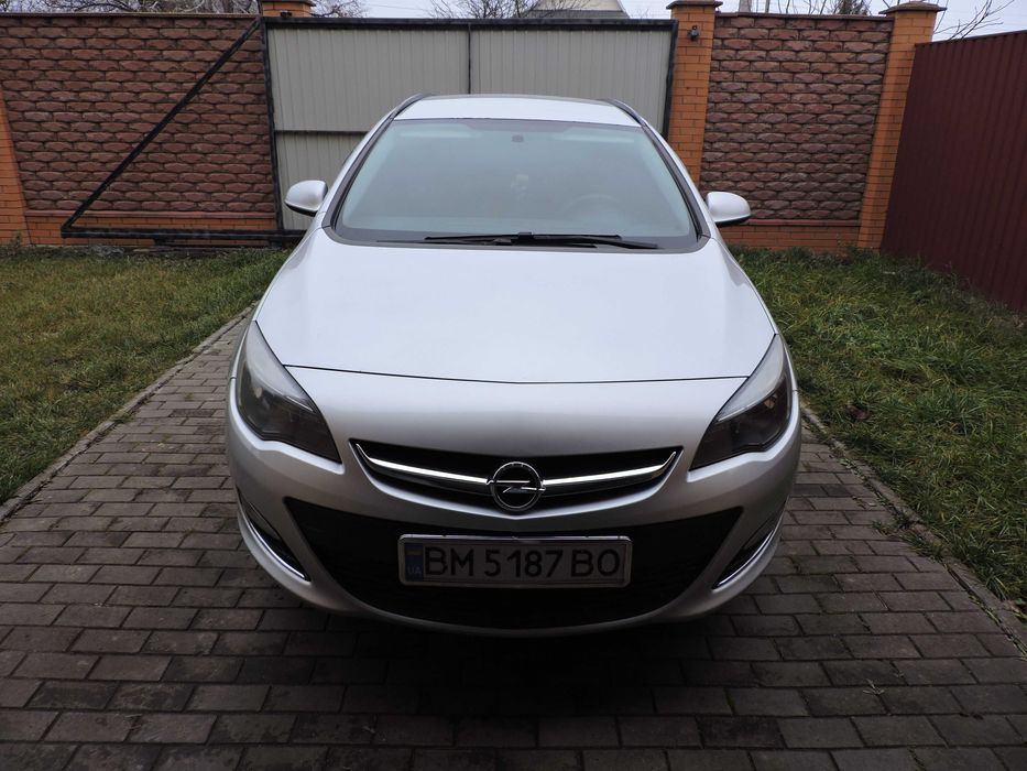 Opel Astra K 2014 торг уместен