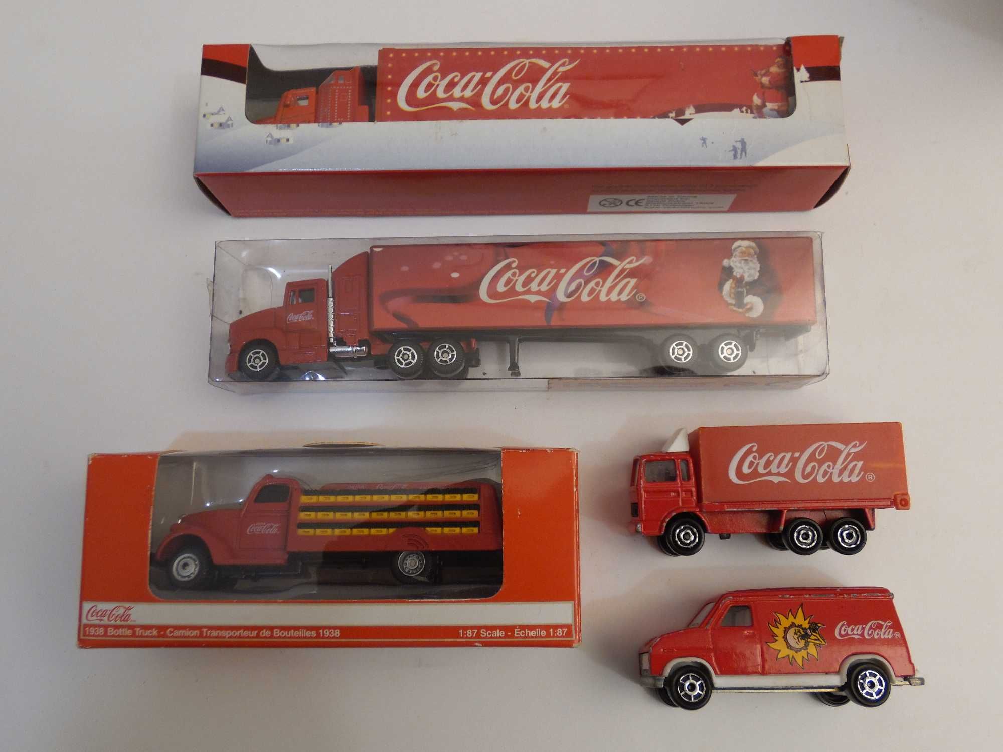 Diversas miniaturas Coca-Cola