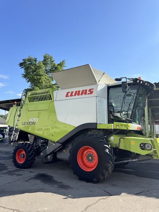 Комбайн Claas Lexion 670