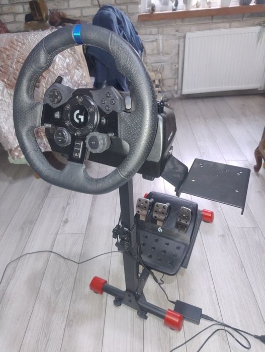 Logitech G923 PS5 kierownica + stojak