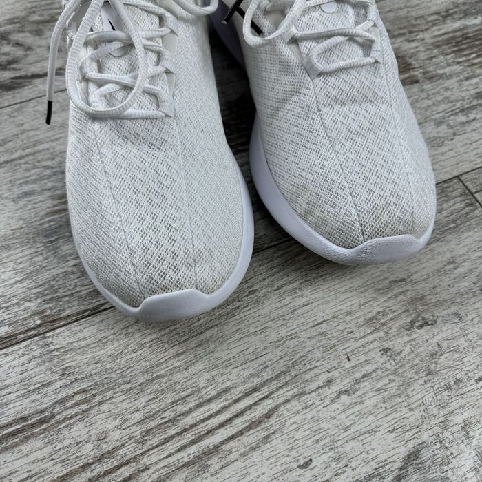 nike viala white aa2181-100