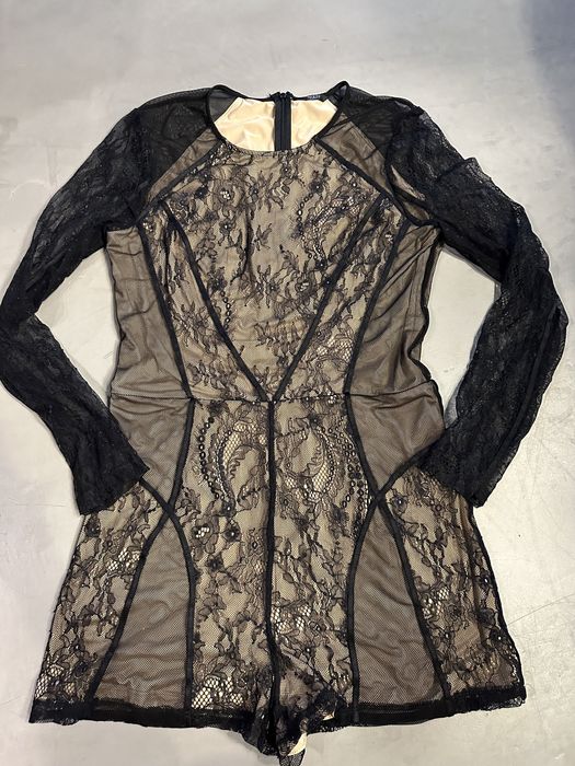 Guess nowy kombinezon koronkowy z podszewka M 38