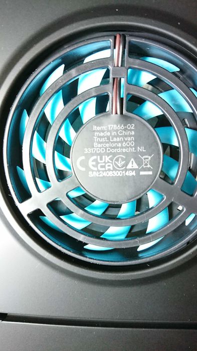 Подставка под ноутбук / планшет до 16" дюймов Trust Cyclone 17866