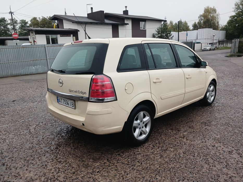 Opel Zafira семимісна 1.6 газ бензин