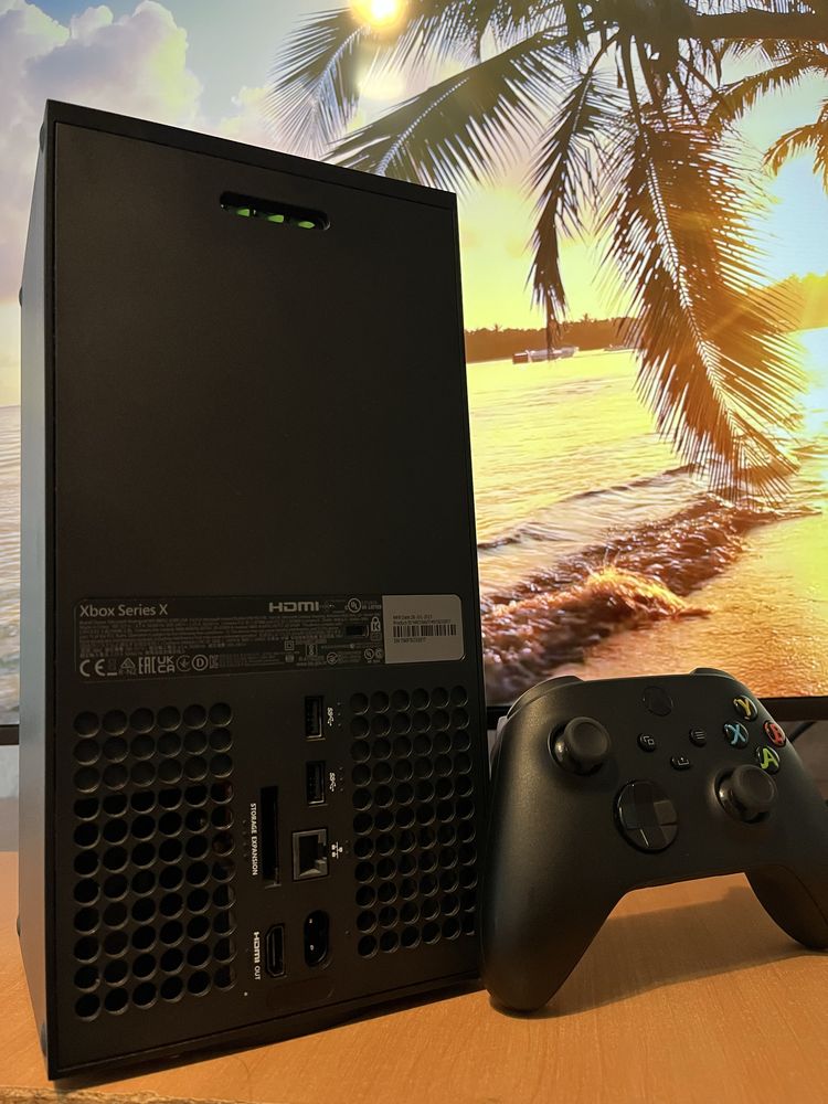 Xbox series X !!ще на гарантії!! +Акаунт з іграми 4000грн+