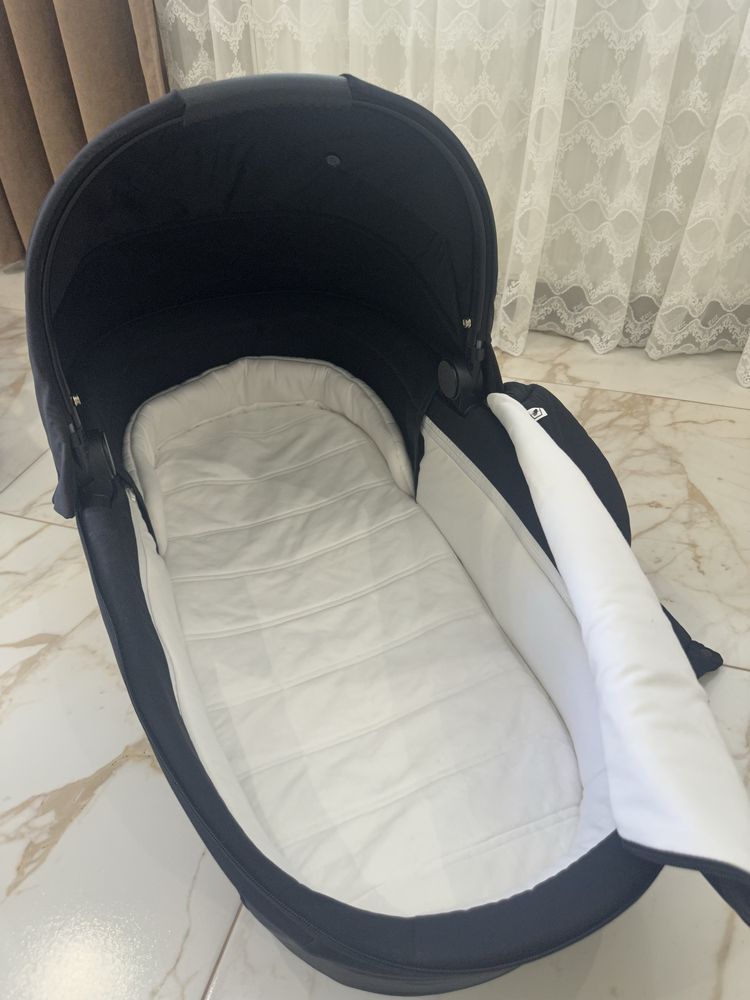 Коляска 2 в 1 Cybex Priam 4:0