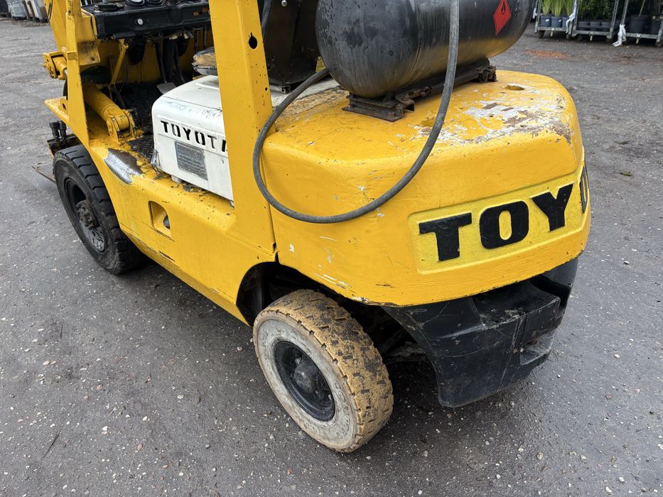 Wozek widlowy toyota lpg