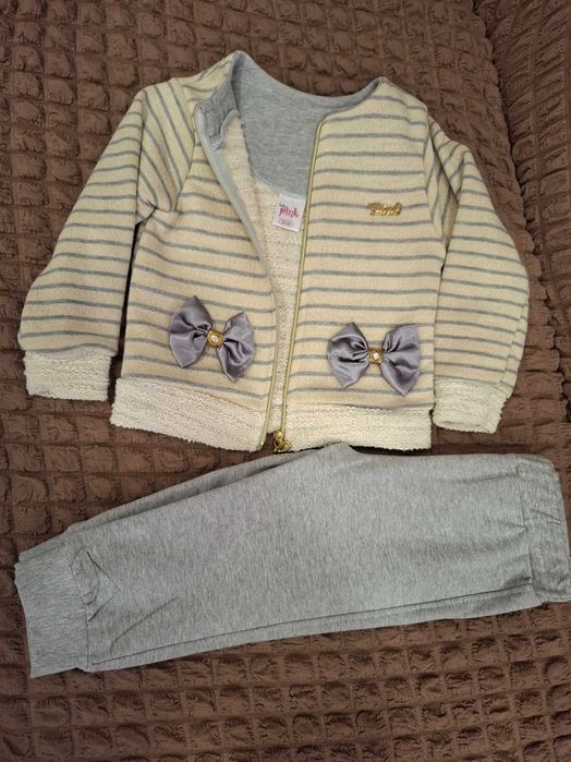 Костюм для дівчинки