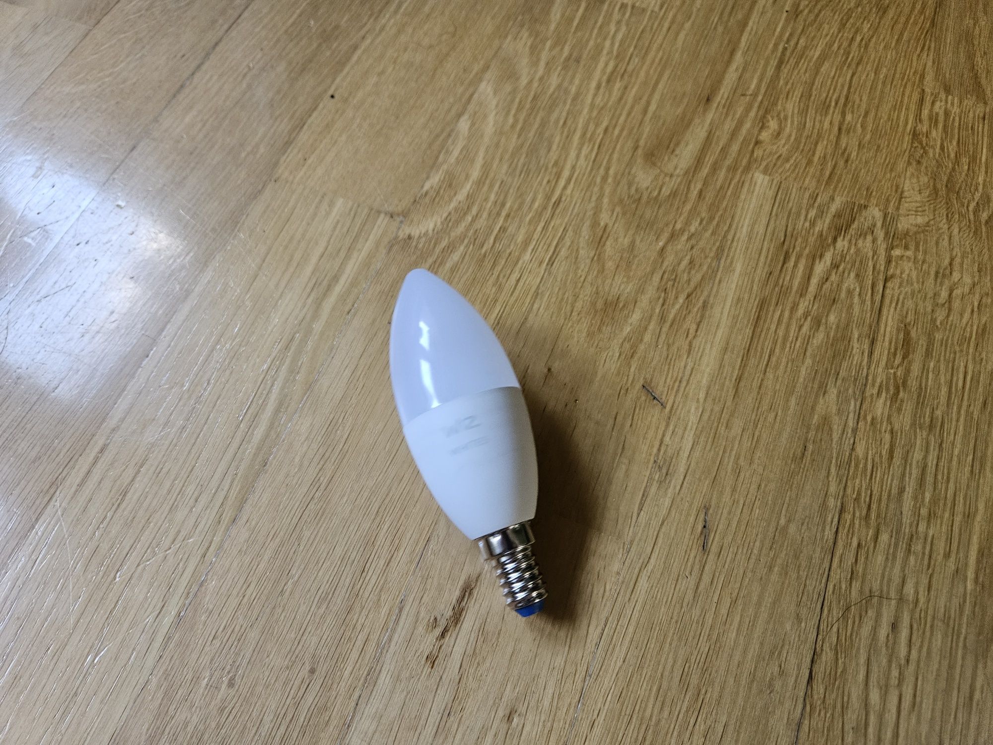 WiZ candle E14 żarówka smart wifi