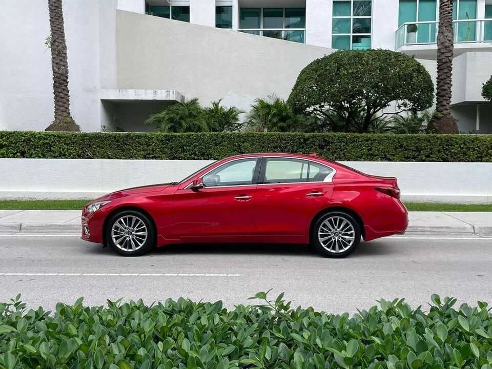 2022 Infiniti Q50 LUXE AWD