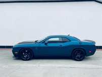 Dodge Challenger Sprzedam kultowy Dodge Challenger SRT HellCat REDEYE