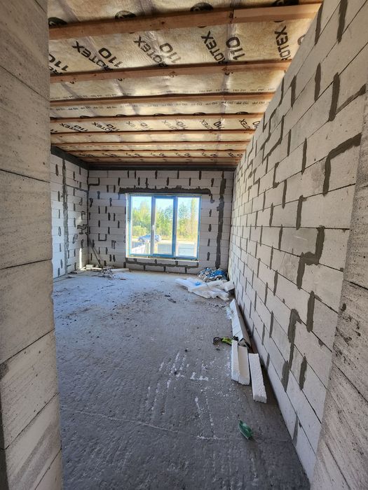 Приватний будинок в передмісті Києва