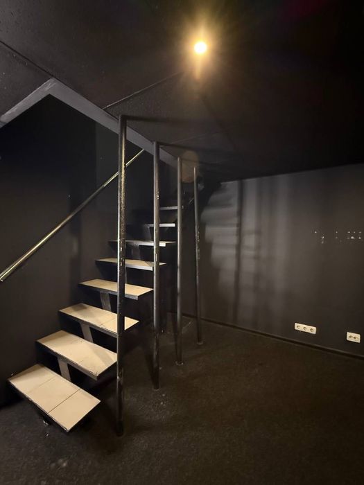 Пропоную в оренду приміщення у самому центрі Львова, вул. Курбаса