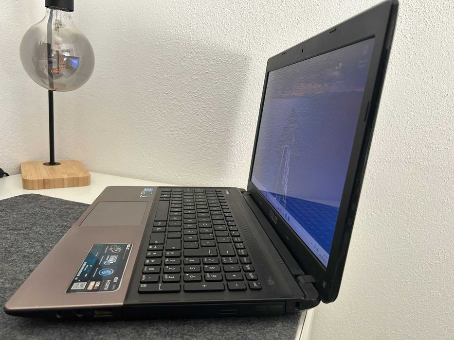 Portátil Asus K55 - i7