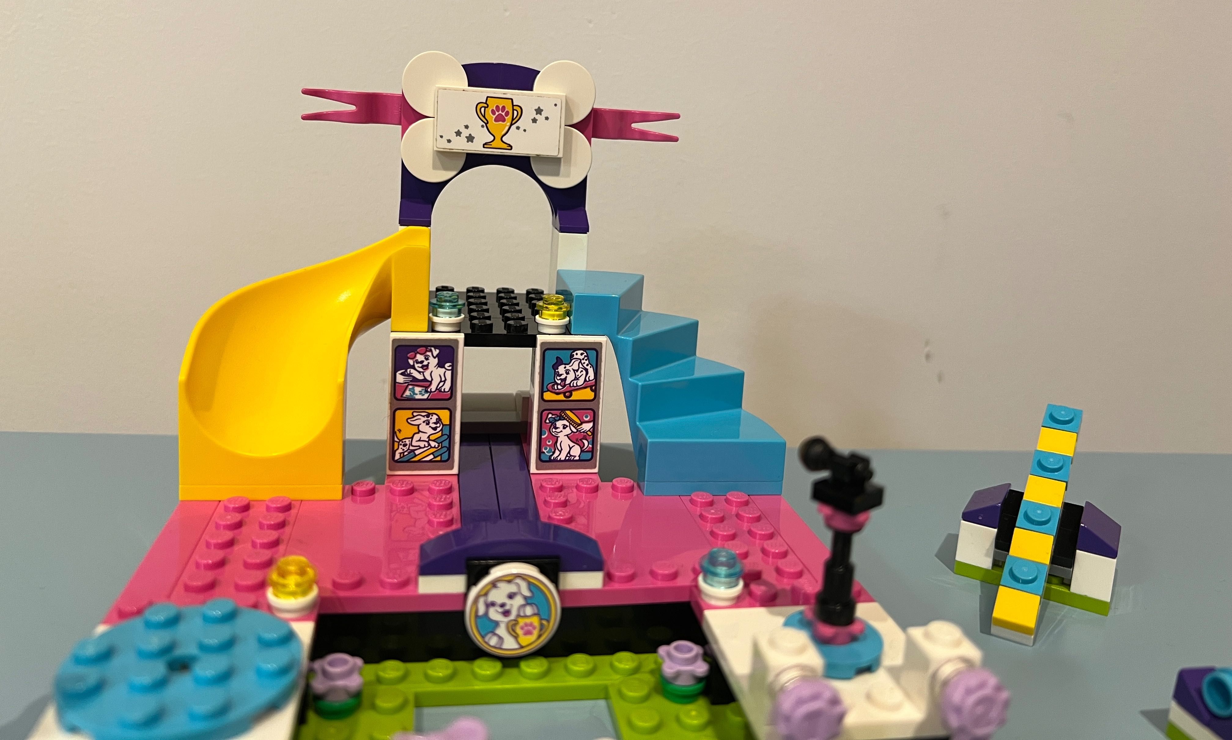 Klocki LEGO Friends Mistrzostwa szczeniaczków 41300