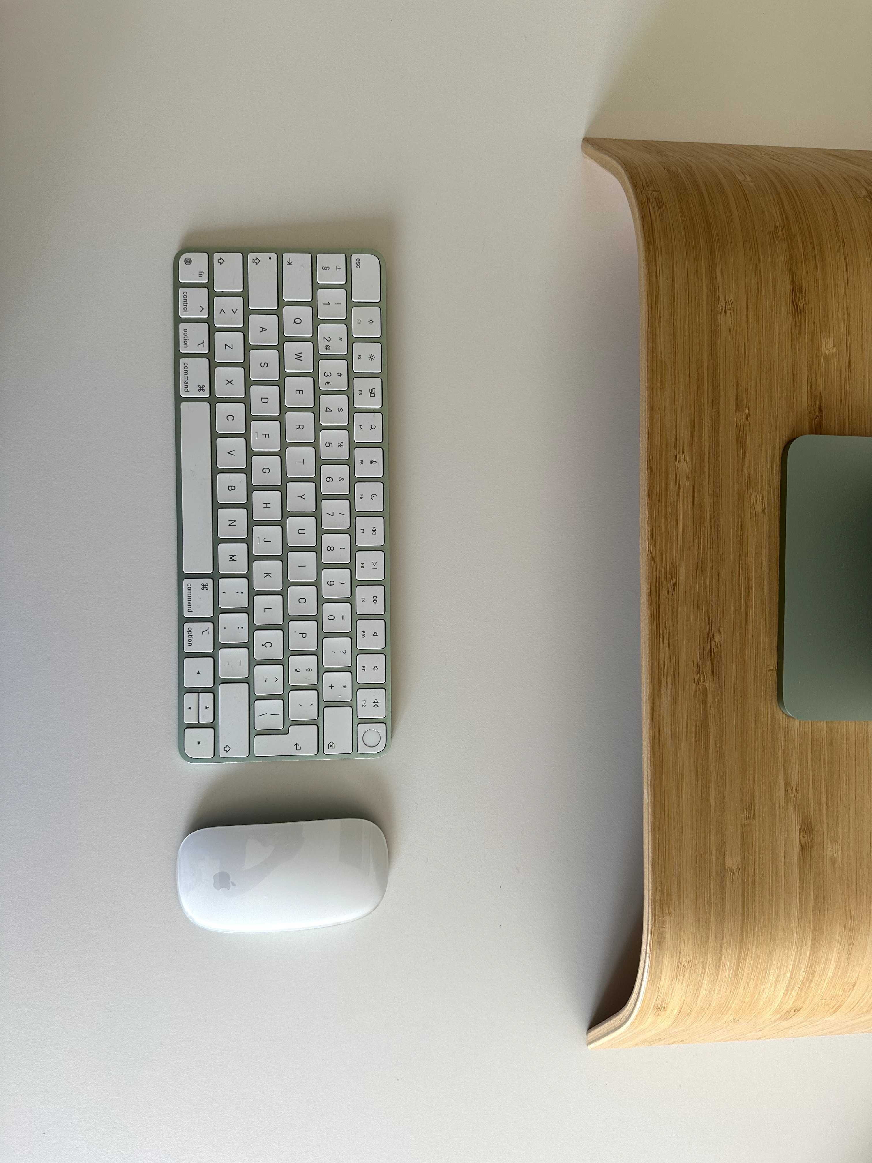 iMac 24-inch Retina (Abril 2021) Apple M1 3,1GHz - SSD 500 GB - 8GB
