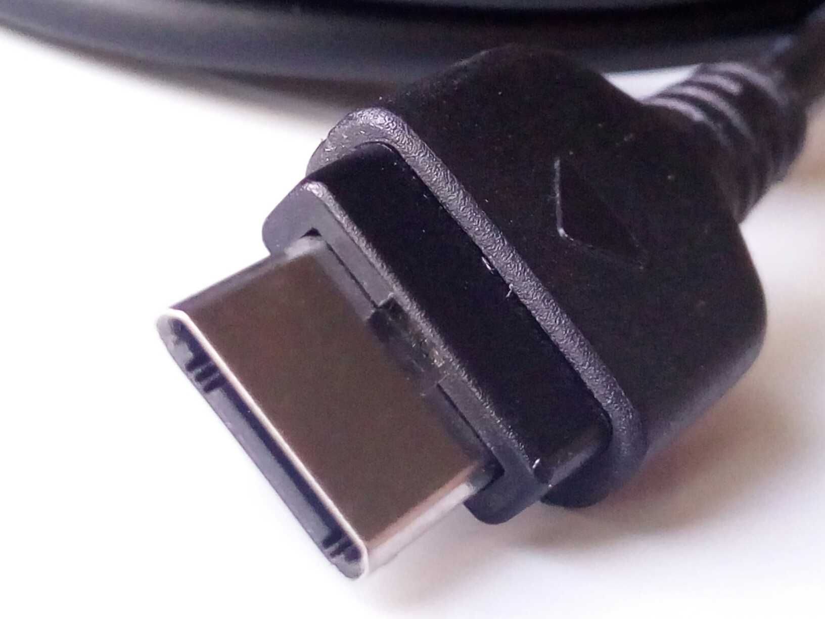 Дата кабель PCB200BBE (USB) для телефонов Samsung