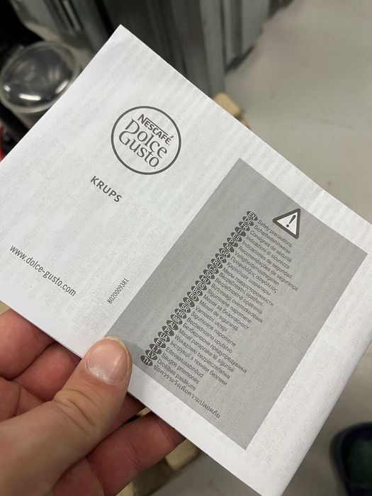 Ekspres Nescafe Dolce Gusto - plus mały ekspres na części.