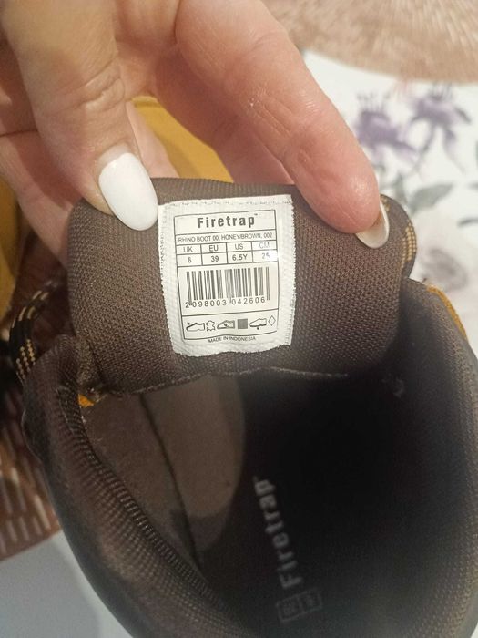 Buty  - trapery chłopięce sznurowane rozmiar 39