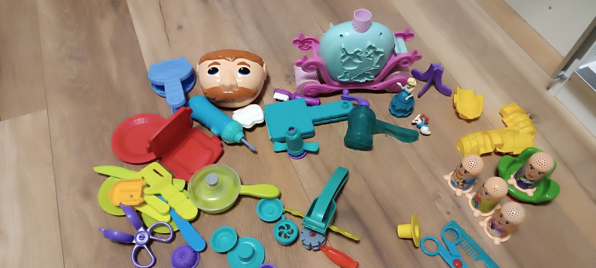 Zestaw play-doh dentysta księżniczka fryzjer karoca