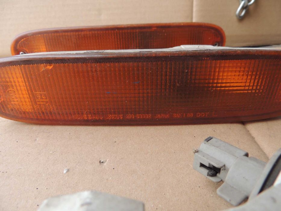 Kierunkowskaz prawy lewy Nissan 100NX