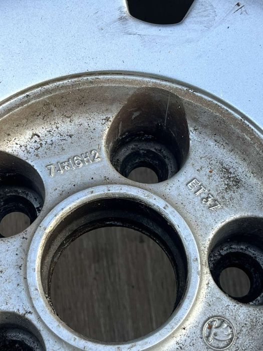 Goauto диски Skoda Superb 1 5/112 r16 et37 7j dia57,1 як нові київ