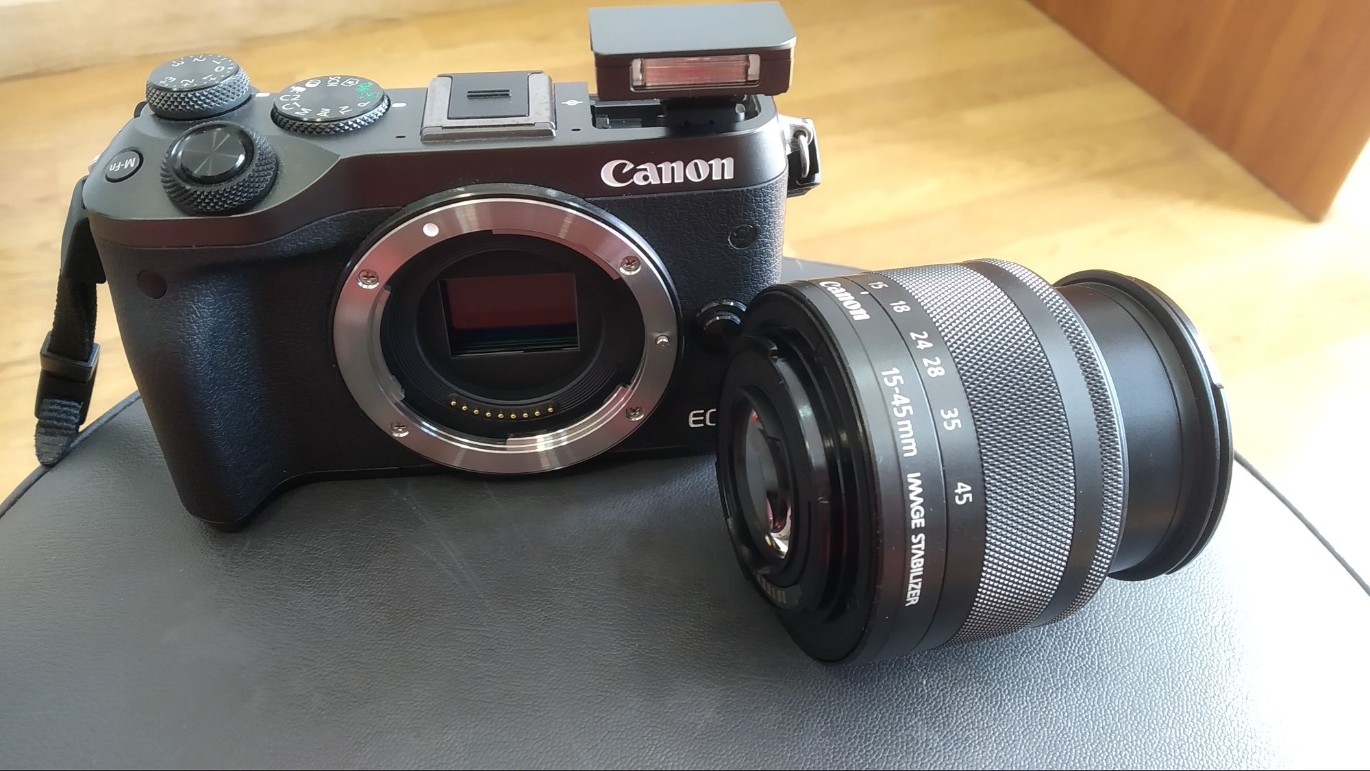 Canon M6 - com extra