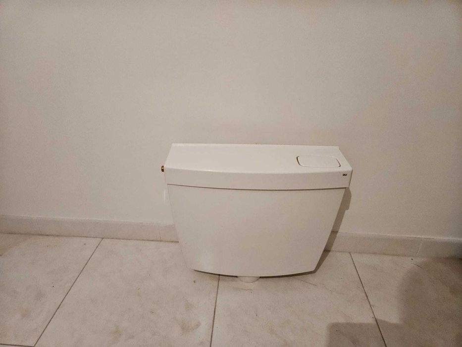 sanita com autoclismo + bidé