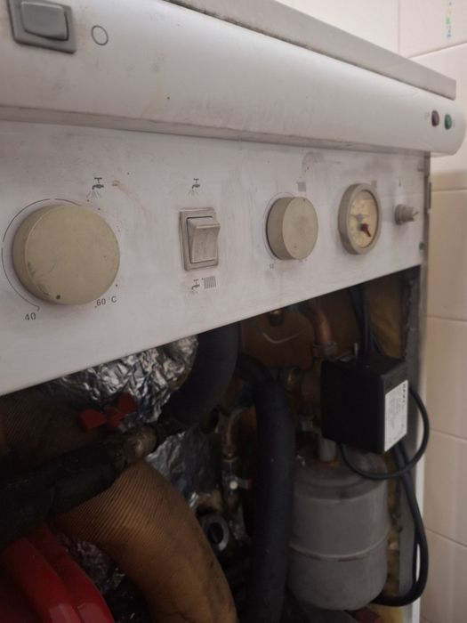 Caldeira ROCA GAVINA  Baxi SF 20 E