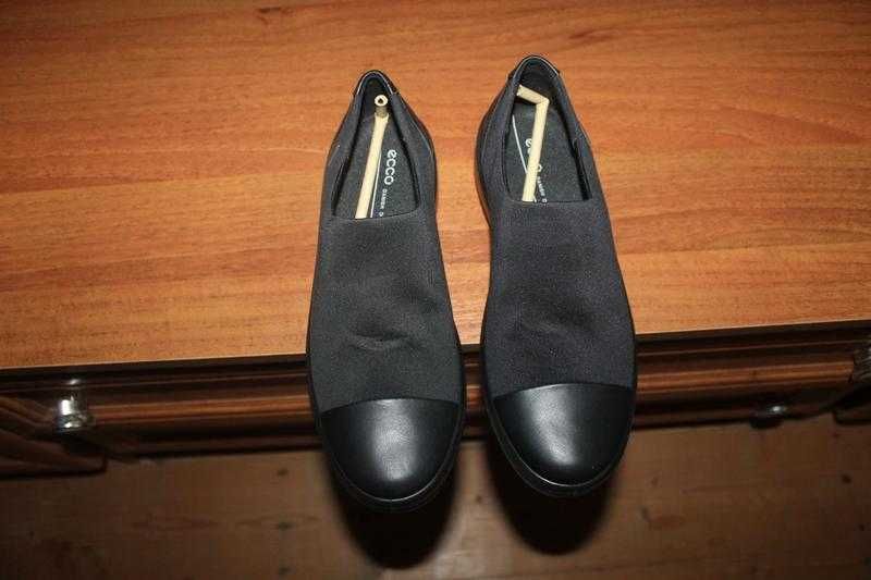 Оригінальні сліпони Ecco Soft Gore-tex 38 розмір