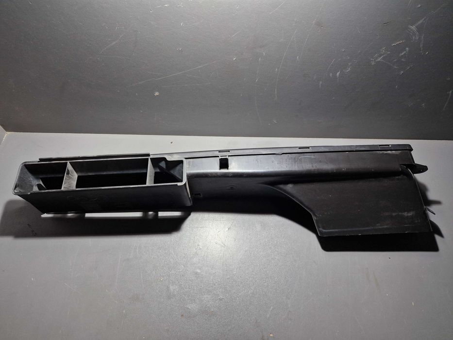 Повітрозабірник направляючі повітря Volkswagen Atlas 3.6 2020 2021+