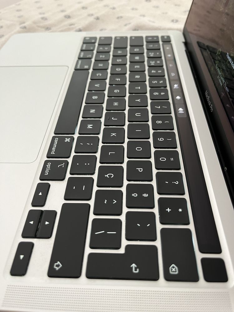 MacBook Pro M1 16GB