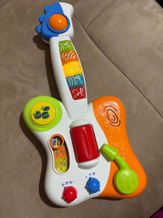 Музична інтерактивна гітара