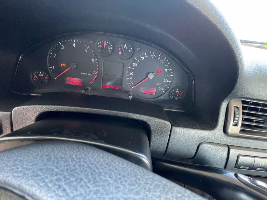 Audi A6 C5 2.4l quattro газ-бензин