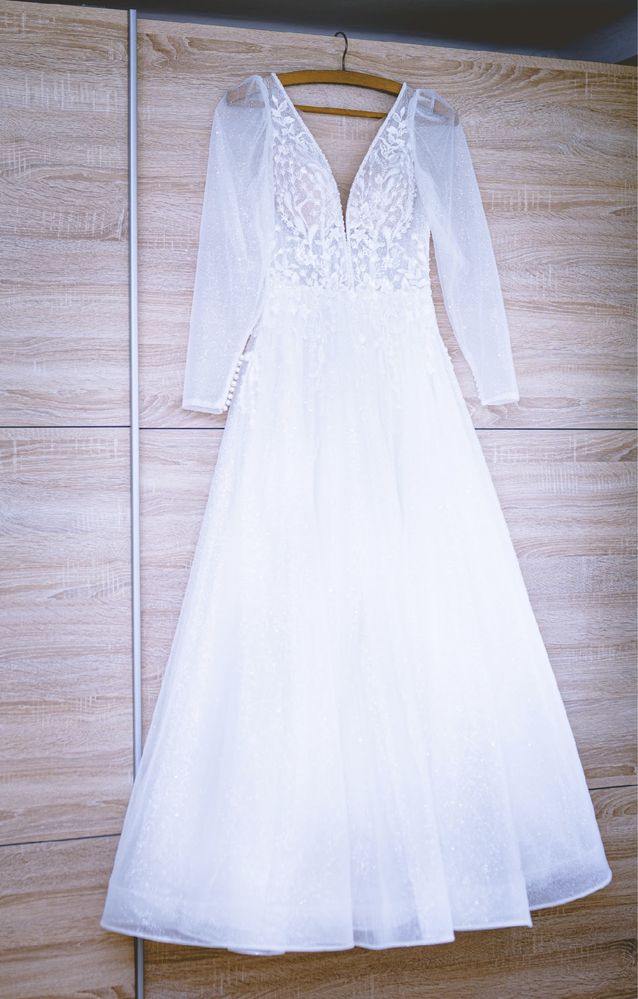 Suknia ślubna glamour