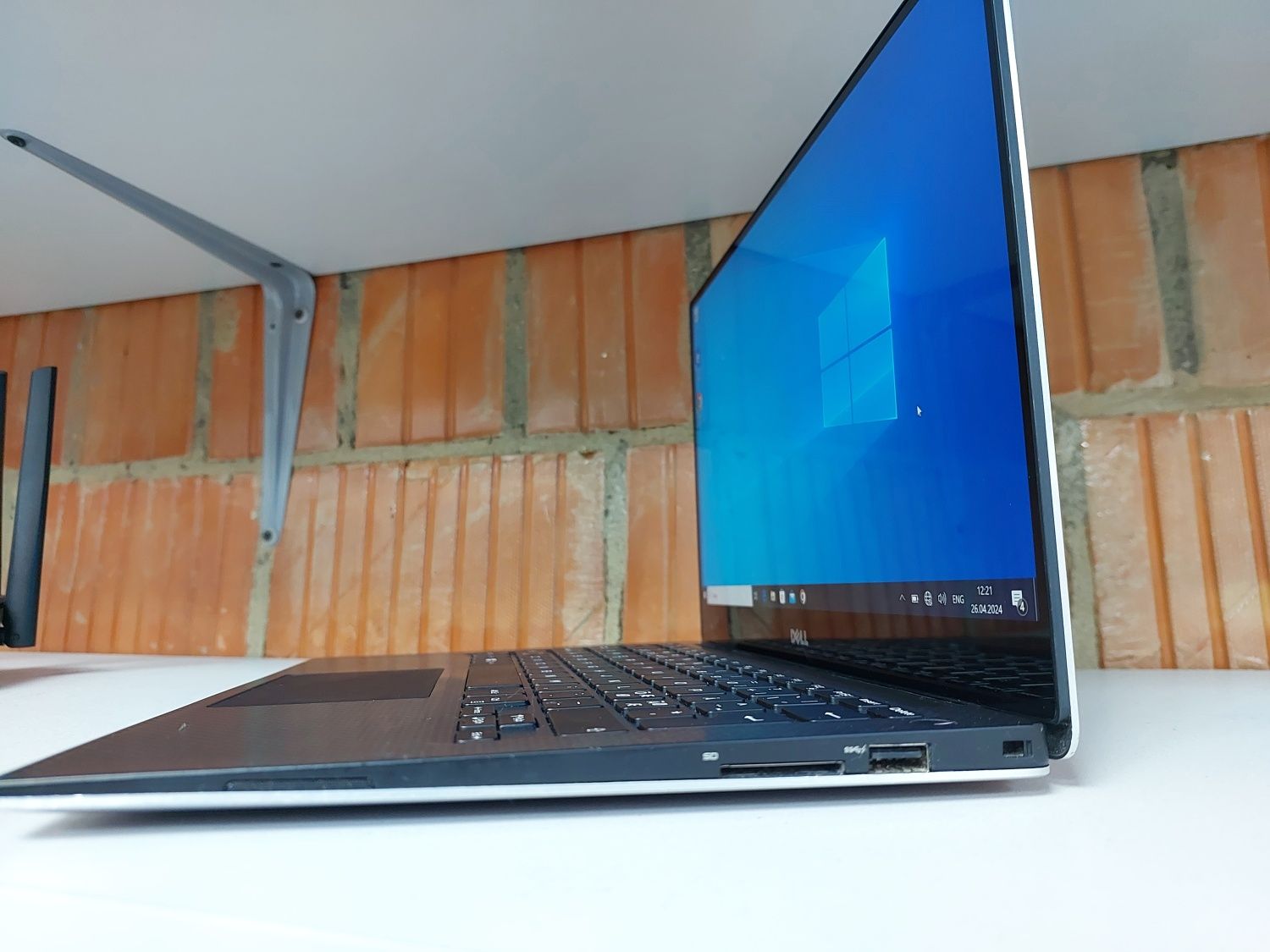 Ноутбук Dell XPS 13 9350