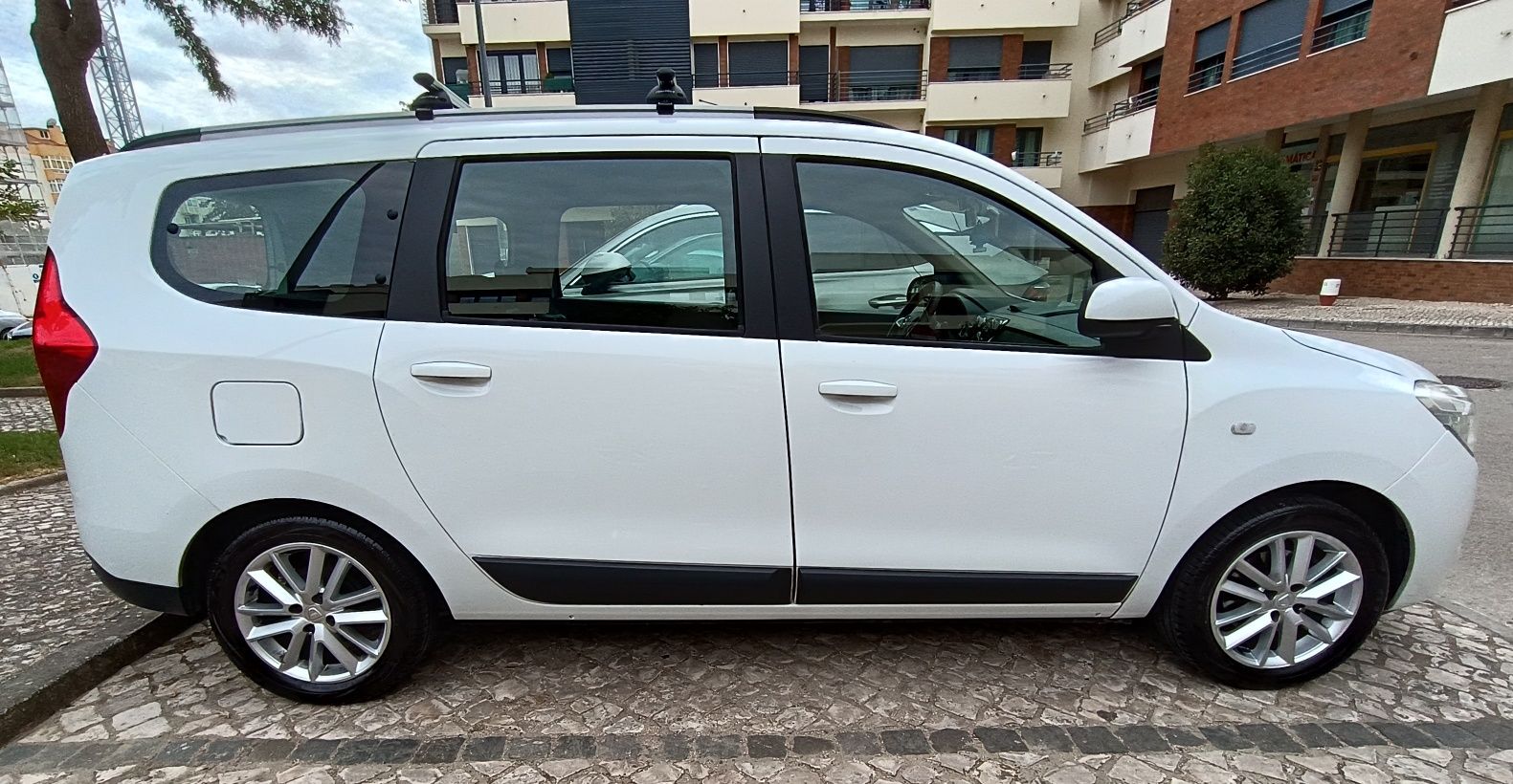 Dacia Lodgy 1.2 Confort+