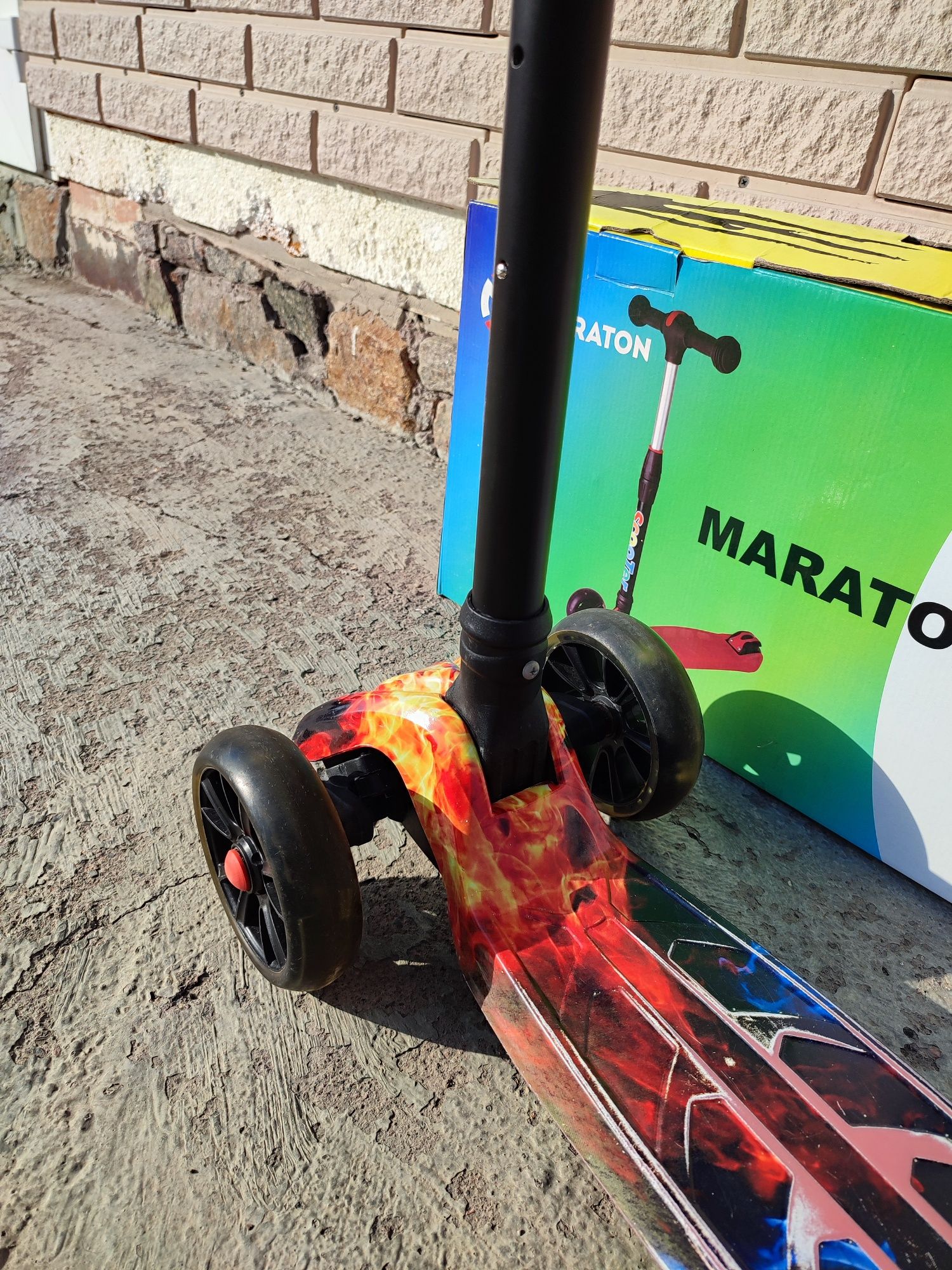 Самокат дитячий триколісний Maraton smart