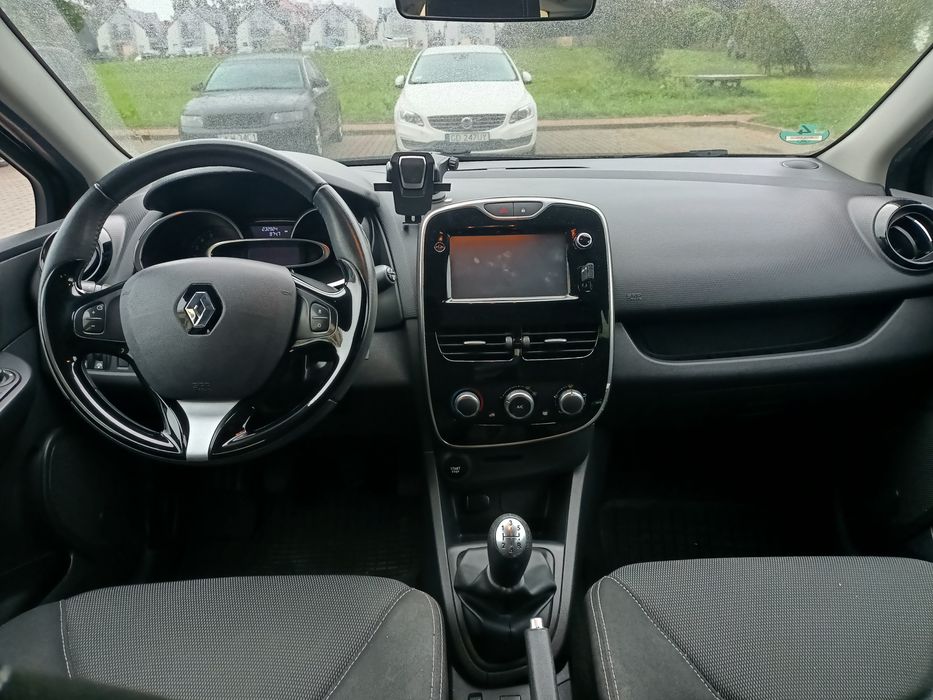 Renault Clio IV 0.9 Tce 90 km 2016 rok klima hak