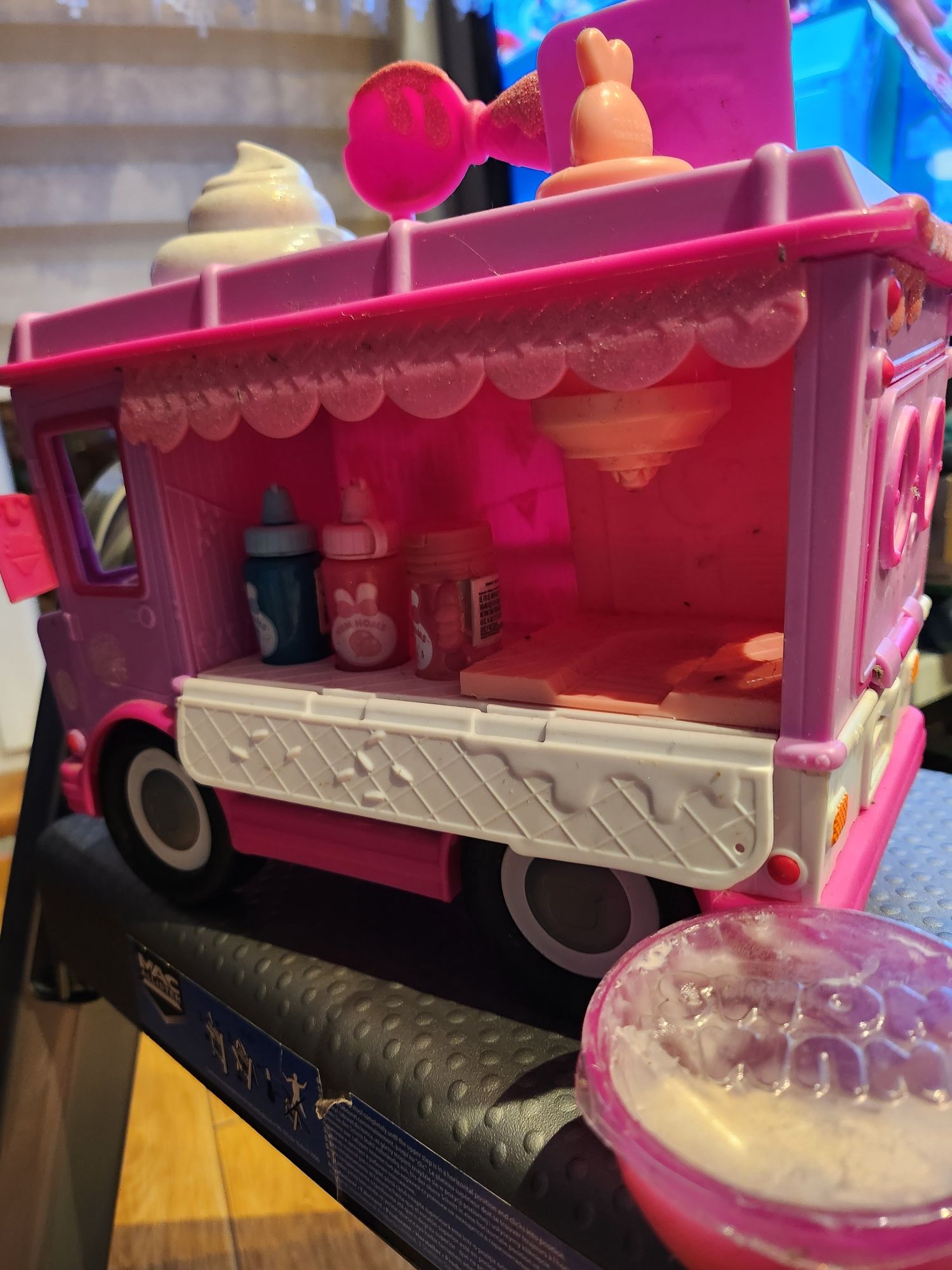 Num noms autobus