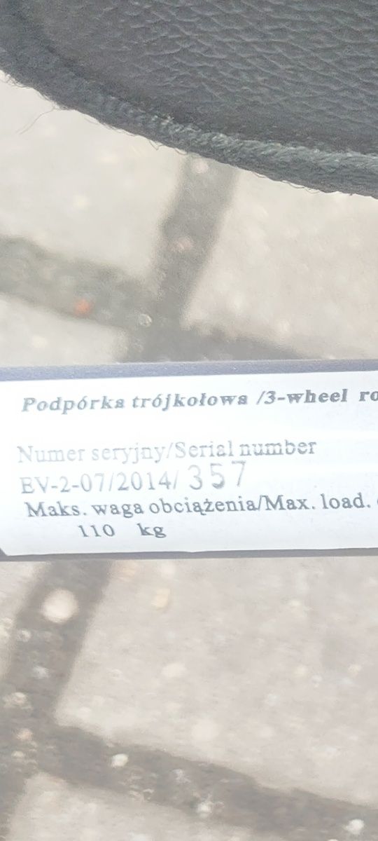 Podpórka trójkołowa/chodzik dla osób starszych z torbą