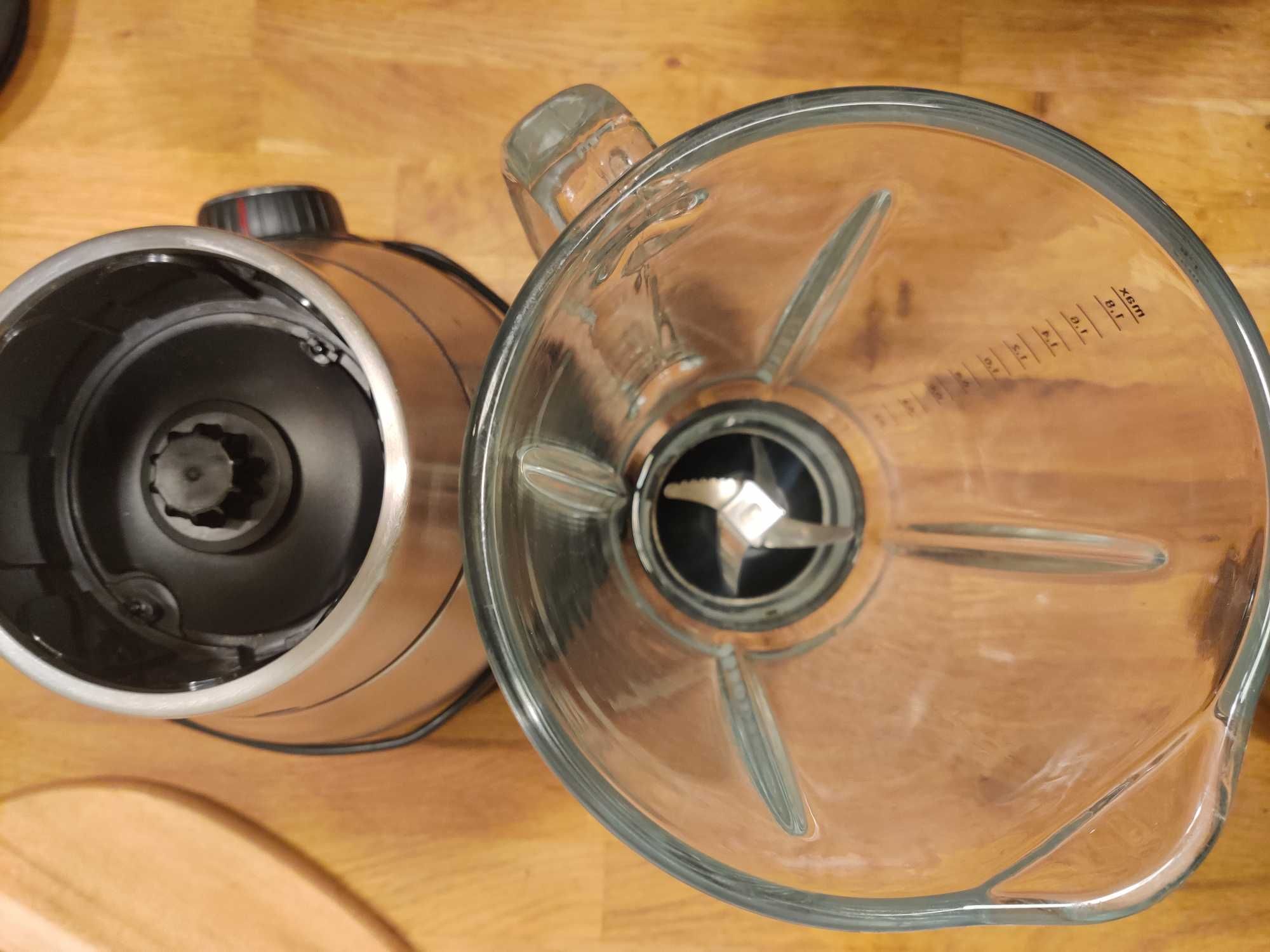 Blender kielichowy z kruszarką - WMF Kult X Pro Standmixer 1400W