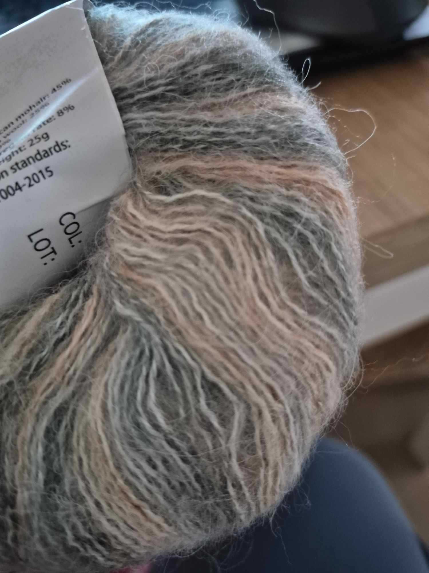 Włóczka moherowa cieniowana kol. beż brąz szary 125 gr