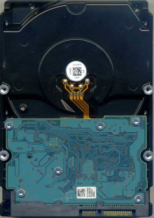 HDD Hitachi Deskstar 7K3000 3TB (3000GB) 7200RPM 64MB 3.5 SATA III