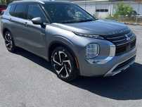 Mitsubishi Outlander Hybrid SEL 2023