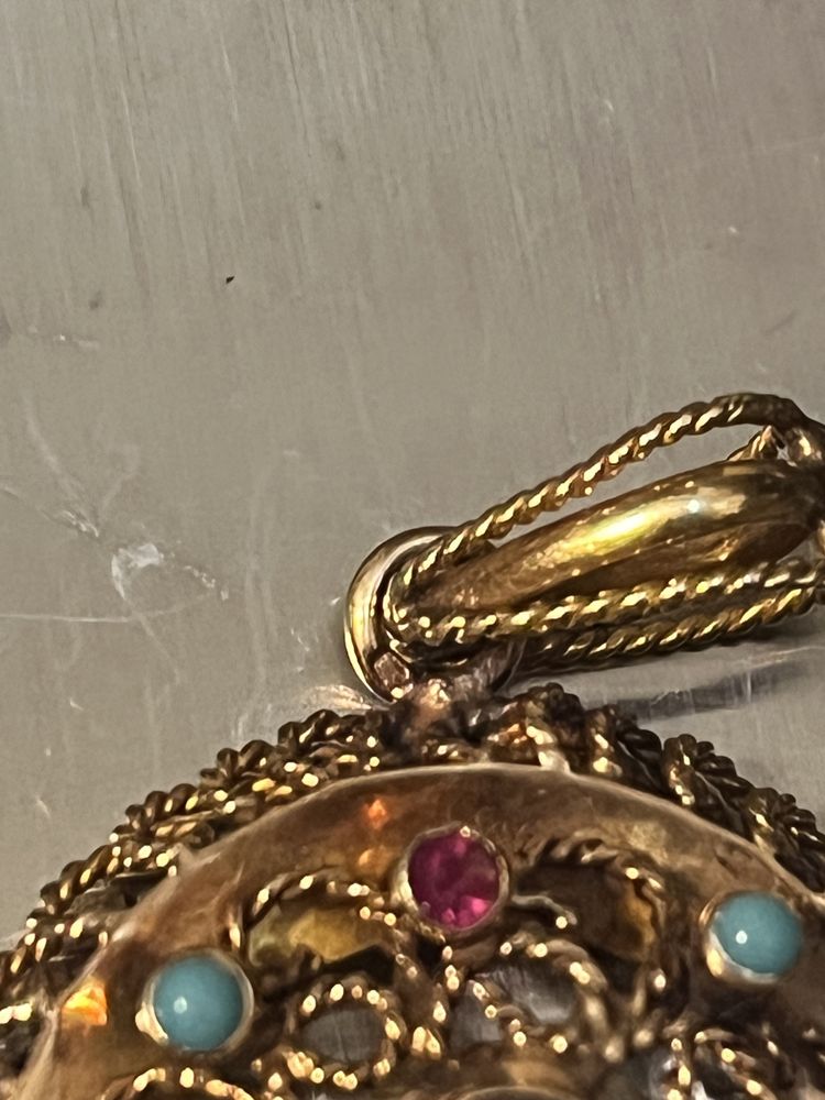 Pendente femenino