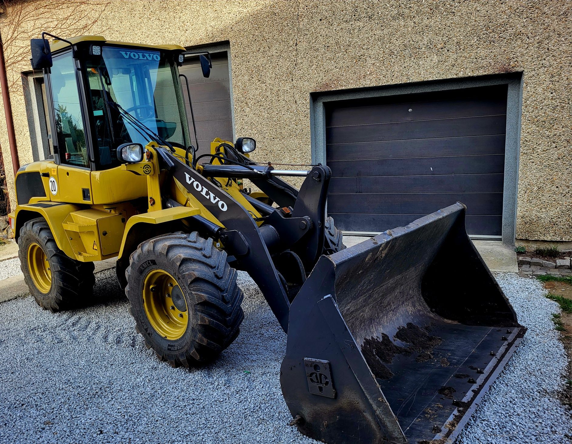 Volvo l35G l30 z Niemiec/orginał/serwis/bez dpf/cat 908/907/906 ar 65