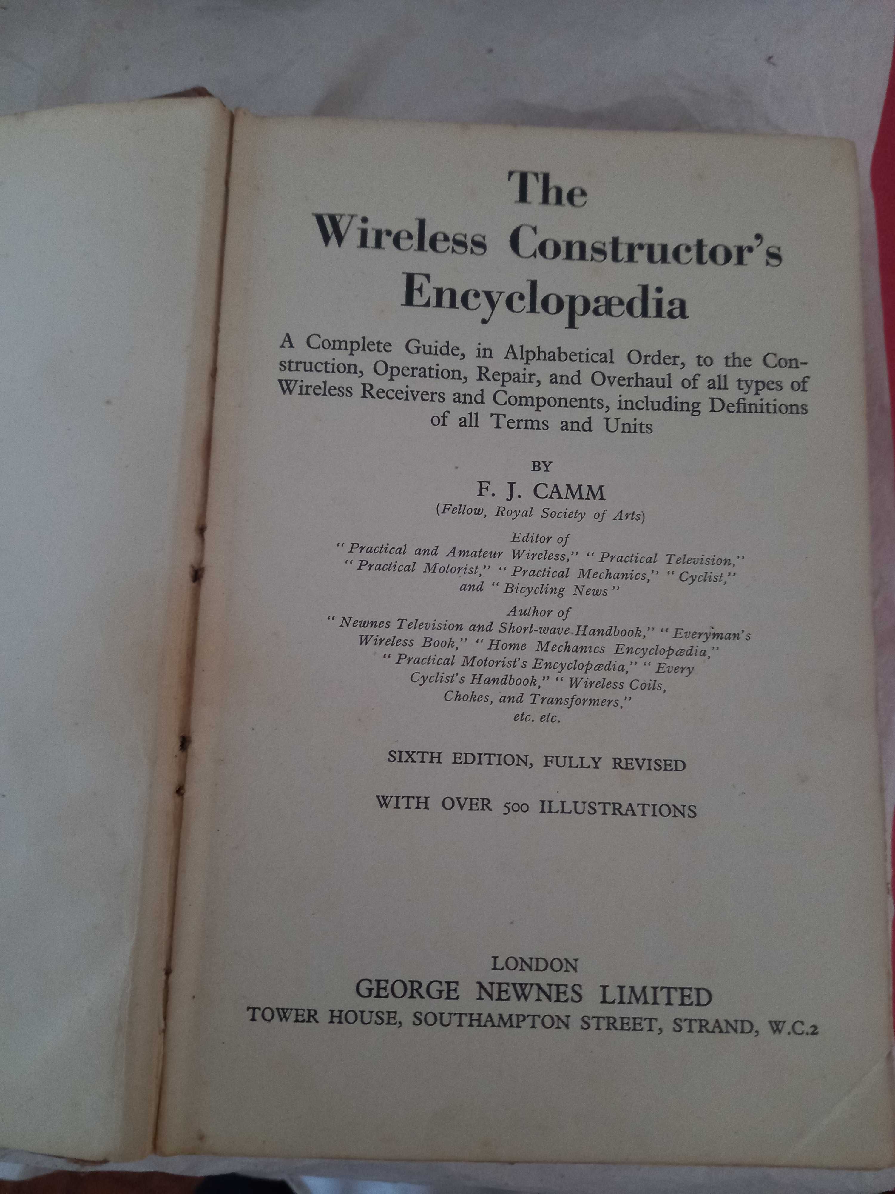 Livro antigo The Wireless Constructor's Encyclopaedia