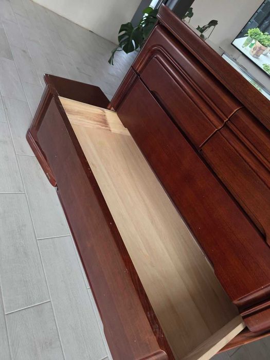 Камод, тумбочки 2 шт