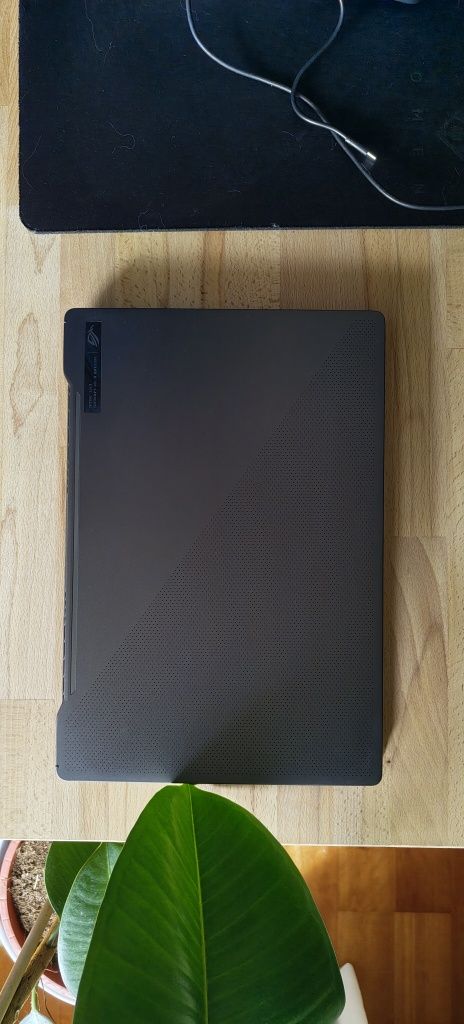 Portátil Asus ROG Zephyrus G14